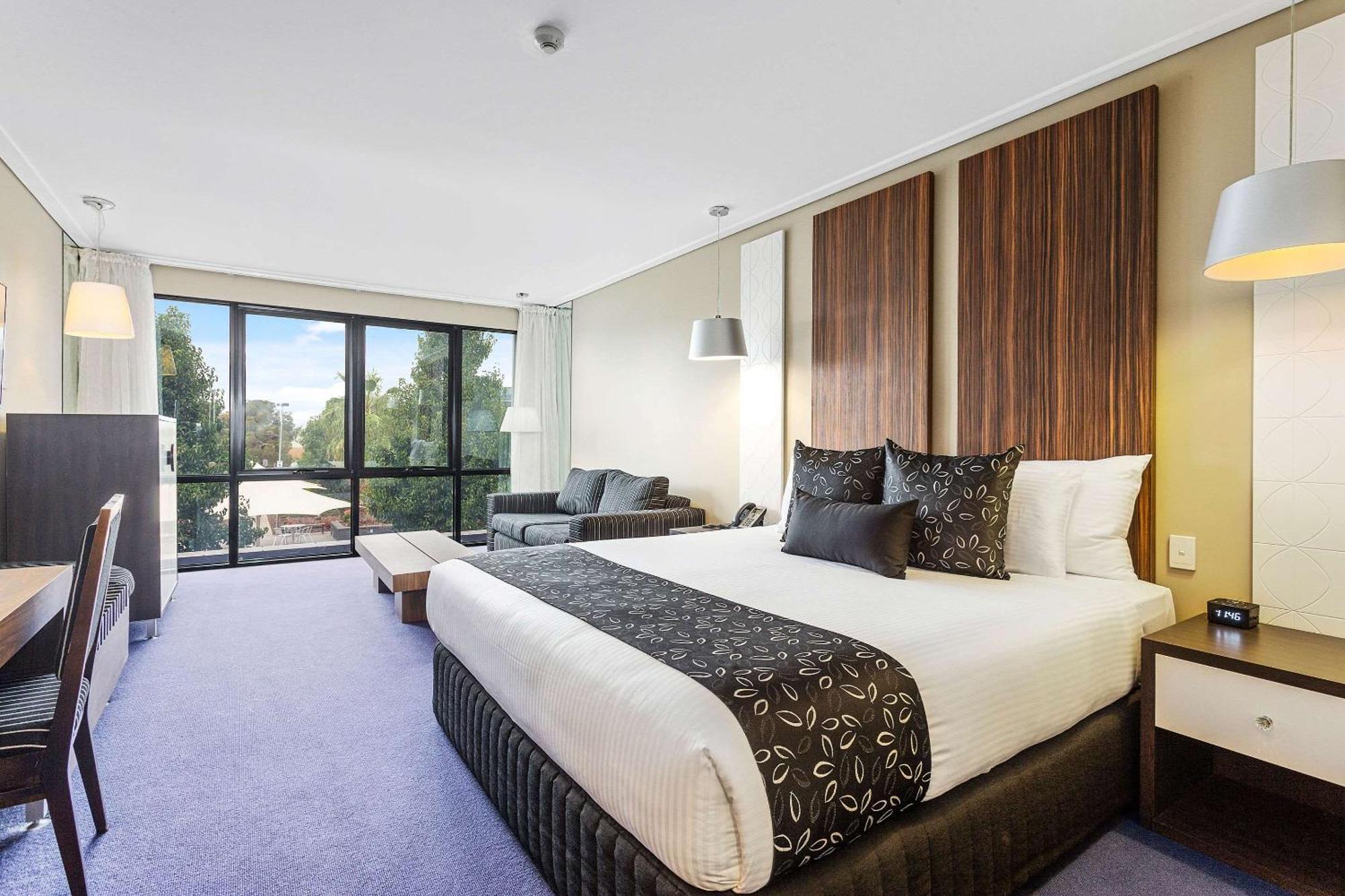 Quality Hotel Taylors Lakes Luaran gambar