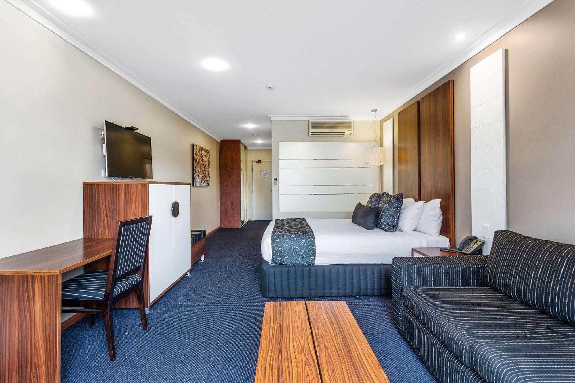 Quality Hotel Taylors Lakes Luaran gambar