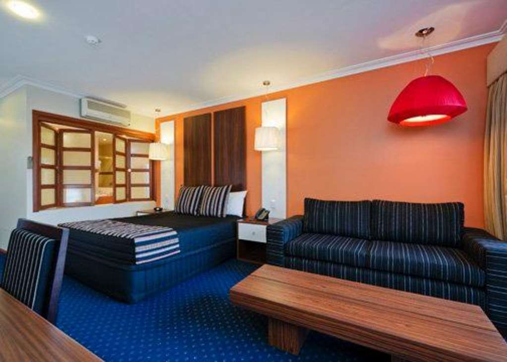 Quality Hotel Taylors Lakes Bilik gambar